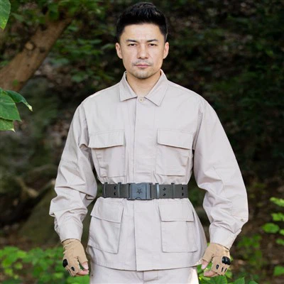 Bijele vojne uniforme